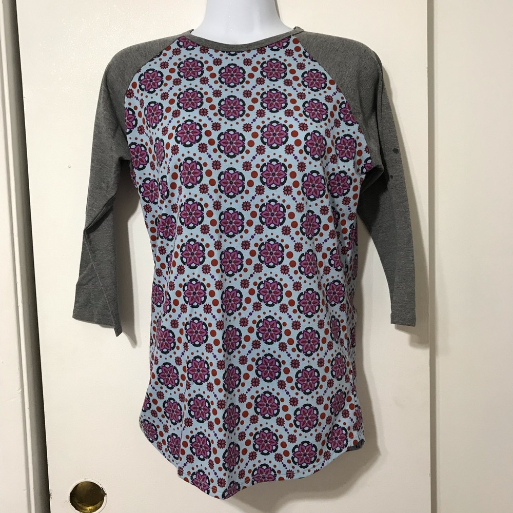 LuLaRoe Randy Top - Picture 7 of 7